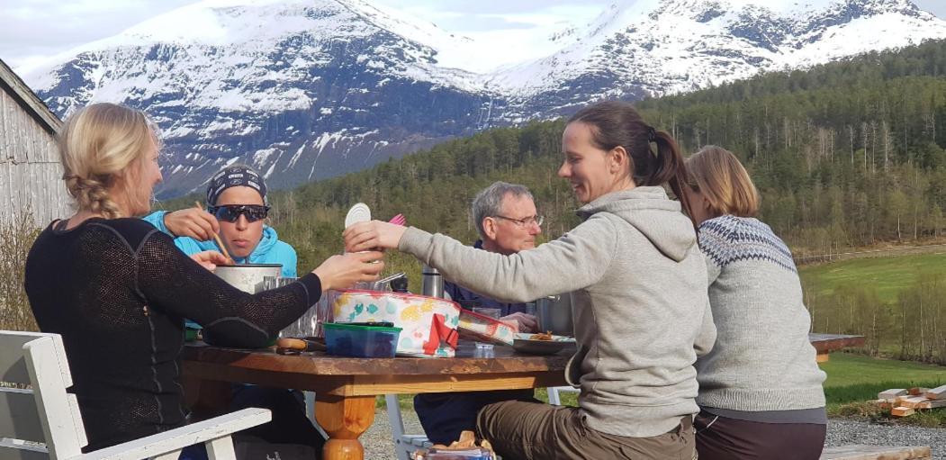 Heggjabygda Gjestegard, Nordfjordeid Exteriér fotografie