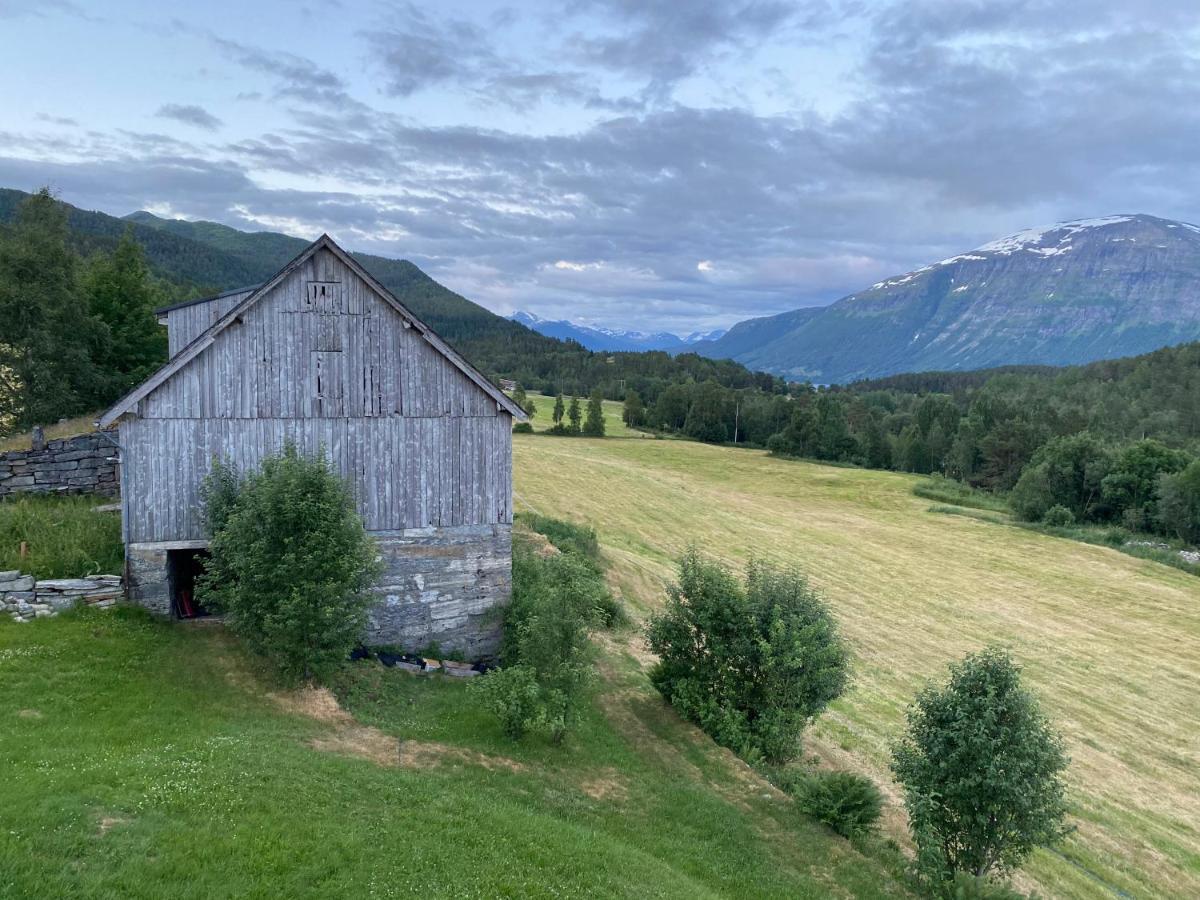 Heggjabygda Gjestegard, Nordfjordeid Exteriér fotografie